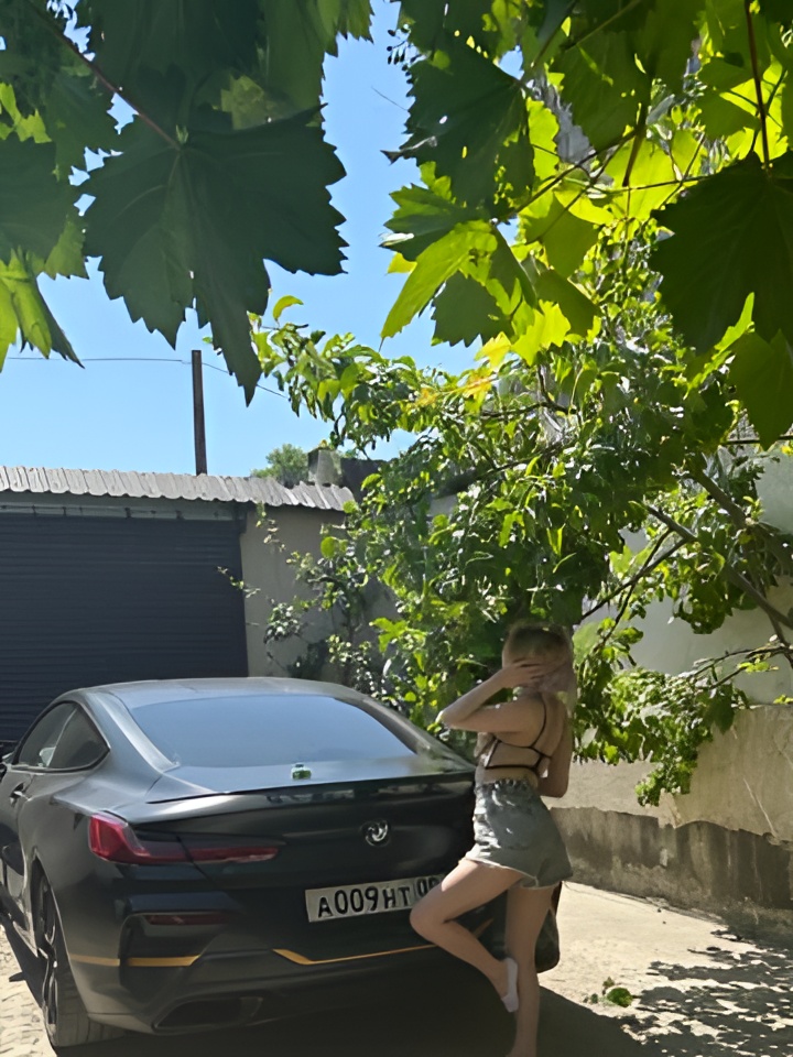 Индивидуалка София, доступна для личного знакомства от 2000 руб