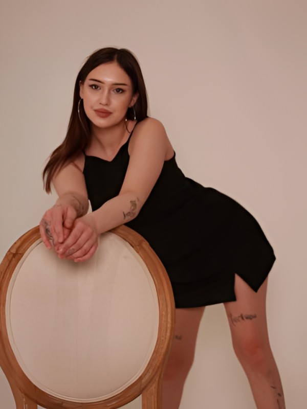 Илона привлекательная девушка из Целина цена от 5000 руб