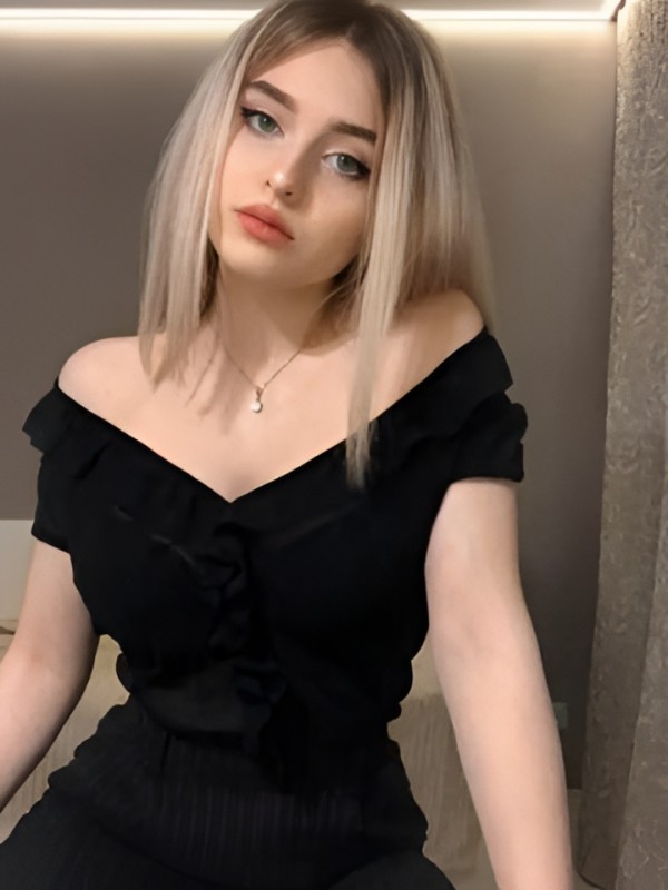 Кира привлекательная девушка из Целина цена от 2500 руб