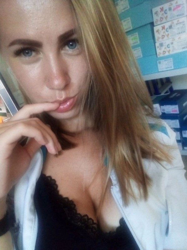 Маша привлекательная девушка из Целина цена от 3000 руб